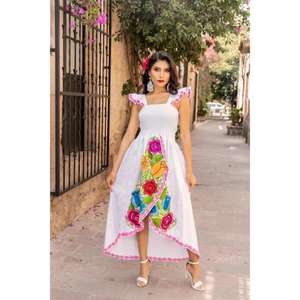 Vestido Blanco Bordado para Mujer, Estilo Mexicano, con Escote Fruncido, Vestido de Verano, Estilo Étnico, para Fiestas - Product Image 1