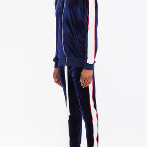 Ensembles de survêtements en velours en gros avec matériau respirant, style décontracté à capuche, survêtements en velours respirants personnalisés 2025 - Product Image 5