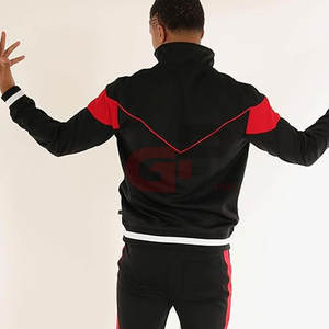 Vestes de football de haute qualité fabriquées au Pakistan pour l'hiver Conception personnalisée en gros Vestes de football pour hommes - Product Image 5