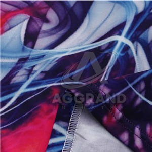 Mejor Precio Bajo MOQ Sublimación Camisetas Elegante Media Manga Street Wear Slim Fit Transpirable O-cuello Logo Lavado - Product Image 5