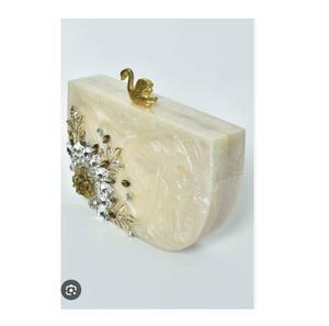 Excelente embrague de resina para mujer con piedra Hermoso diseño Boda india y fiesta Hecho en India - Product Image 5