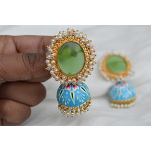 ต่างหูแบบจุมก้า ดีไซน์เนอร์เพ้นท์มือ ประดับด้วยหินเม็ดใหญ่ ชุบทองคำ  ผิวด้าน สำหรับผู้หญิงและเด็กผู้หญิง - Product Image 2