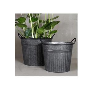 High Quality Metal Tin Galvanized Planter <b>Pot</b> Antique Patina Finish Home And Garden Decorative Galvanized Flower Bucket Planter - Product Image 4