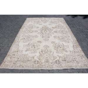 Alfombra Turca, Alfombra Vintage Extra Grande de 7.3x11.3 pies, Alfombra de Lana Floral Blanca y Marrón - Product Image 1