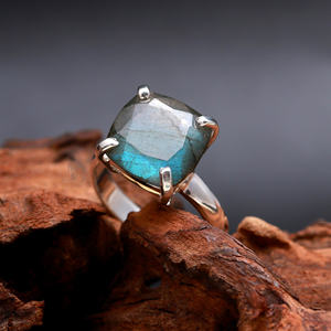 925 argent Sterling massif bleu Labradoride bague en pierres précieuses à facettes bijoux faits à la main bague en pierre de guérison naturelle semi-précieuse - Product Image 3