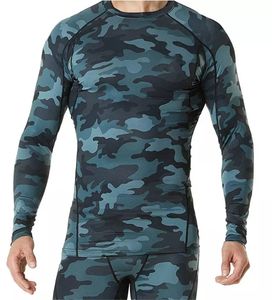 Vente en gros de t-shirts de compression personnalisés avec logo imprimé, rashguard MMA BJJ vierge, sublimé, anti-UV UPF50+ pour hommes - Product Image 5