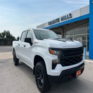 Chevrolet Colorado Trail Boss 2.7L Turbo 2024 en Alta Demanda - Product Image 1