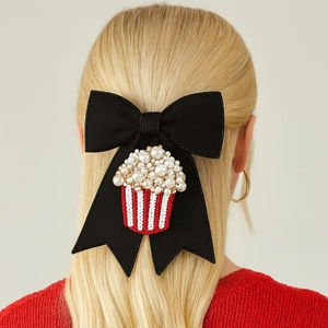 Noeuds de cheveux de Noël de qualité d'exportation Broderie artisanale Clips de fête Satin de qualité supérieure Grosgrain Coiffure festive pour femmes et filles - Product Image 1