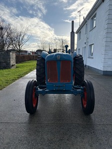 Tractor Fordson Major de 85HP en perfecto estado con motor, caja de cambios y bomba - Product Image 3