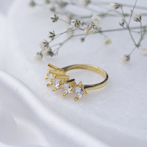 Anillo de compromiso de Plata de Ley 925 delicado claro CZ de cinco piedras, venta al por mayor, joyería de plata de ley 925 hecha a mano - Product Image 6