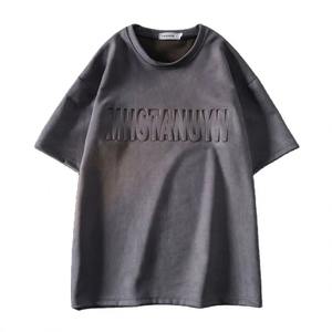 T-shirts en coton personnalisés avec logo en relief à la mode, vêtements de rue décontractés de qualité supérieure, vente en gros de chemises rétro vintage pour hommes - Product Image 1