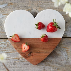 Tabla de cortar de madera con forma de corazón |   Tabla de Cortar de Madera Natural Sólida para Cocina, Hogar y Regalos - Product Image 2