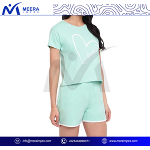 Ensemble double imprimé Boho pour femme avec chemisier court et jupe Maxi-fluide et bohème pour les festivals, les vacances et les événements en plein air - Product Image 4