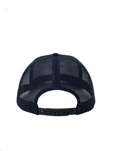 Gorra Trucker Personalizada al por Mayor con Parche, Bordado Multiposición, Logotipo Lateral, Contraste en el Borde Inferior, Cinta Interna Impresa y Cierre Snapback - Product Image 3