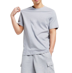 Nouvelle arrivée de shorts en coton respirant pour hommes ensembles courts de gymnastique pour hommes ensemble short et t-shirt ensemble d'été nouveaux shorts décontractés pour hommes ensembles OEM - Product Image 6