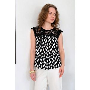 เสื้อเบลาส์จีบลายจุดประดับลูกไม้ รุ่น D 3070 - Product Image 1