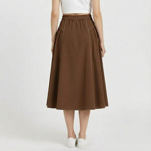 Jupe skater décontractée kaki pour femme avec taille élastique, design évasé, longueur midi, matière polyester/coton - Product Image 3