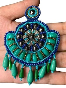 Boucles d'oreilles pendantes en perles de verre brodées à la main à 100%, style classique, pour les fêtes, cadeau pour femmes indiennes, artisanat JAVED - Product Image 4