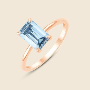 Anillo de Diamante Esmeralda Azul Cielo con Diamante Cultivado en Laboratorio con Corte Esmeralda de 0.3 Quilates F-VS en Oro Sólido de 14K, Regalo de Aniversario de Bodas - Product Image 2