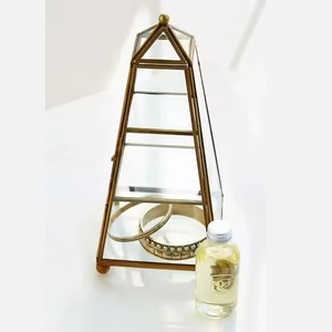 Caja de Almacenamiento de Joyería de Metal y Hierro con Forma Personalizada, Chapada en Oro con Cadena Lateral - Product Image 5