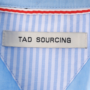 เสื้อเชิ้ตแขนยาวผู้ชายสีฟ้าอ่อน ผ้าฝ้าย ใส่สบายสำหรับฤดูร้อน แห้งเร็ว ทรงปกติ ขายส่ง รับสั่งซื้อจำนวนมาก และรับผลิตแบบ OEM - Product Image 5