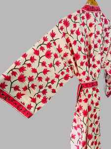 ชุดกิโมโนผ้าฝ้ายลายดอกไม้พร้อมเข็มขัดลายทาง สั่งซื้อจำนวนมาก ชุดคลุมอาบน้ำโรงแรมสปาพรีเมียม ขายส่ง - Product Image 3