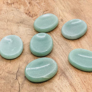 Pierres d'inquiétude d'aventurine verte | Pierres de poche en cristal naturel pour la guérison, la méditation et le soulagement du stress | Approvisionnement en gros - Product Image 2