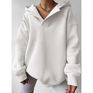 Cómoda Sudadera con capucha para mujer estilo jersey con manga larga DISEÑO DE Capucha con cordón y detalle de bolsillo ideal para capas en clima fresco - Product Image 2