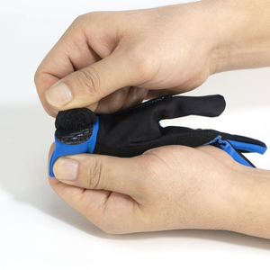Fabricant de gants de billard noirs classiques solides respirants confortables élastiques à 3 doigts Gants de queue de billard pour jeunes - Product Image 5