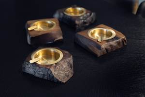 ที่เขี่ยบุหรี่ทรงกลมที่มีโลหะคลาสสิกดูสมบูรณ์แบบสำหรับบุหรี่ - Product Image 2