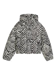 Chaqueta Acolchada Monocromática con Diseño Chevron Personalizado para Mujer. Cuello alto, corte ajustado y acabado repelente al agua. - Product Image 2