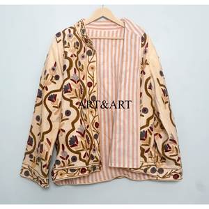 Veste bomber courte matelassée d'hiver en velours tissé à la main, vintage, Suzani, écologique, 100% coton, style bohème - Product Image 6