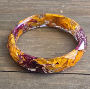 Brazalete de Resina Ecológico Hecho a Mano para Mujer, Joyería Transparente y Colorida, Accesorio de Moda para Fiestas y Uso Diario - Product Image 3