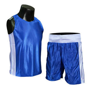 Ensemble d'uniformes de boxe personnalisés 100% polyester avec veste et short noirs, léger, respirant, unisexe, adultes, faible MOQ - Product Image 4