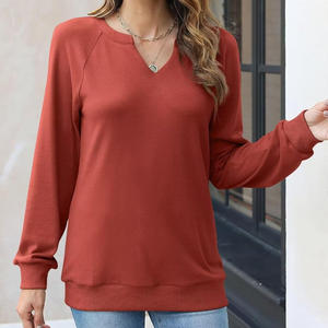 Sudadera clásica para mujer con logotipo personalizado, bordado de impresión, OEM personalizado, suministro directo de fábrica del Proveedor del fabricante - Product Image 5