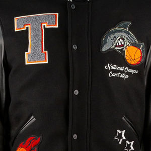 Ropa de calle Chaqueta universitaria de gran tamaño Color negro Manga de cuero Logotipo bordado Letterman Béisbol Hombres Chaqueta universitaria - Product Image 5