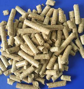 Granulés de balle de riz à biomasse respectueux de l'environnement emballés proprement dans des sacs Jumbo et des unités individuelles - Product Image 4