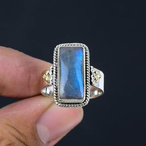 Anillo de promesa de labradorita para mujer con piedras preciosas, anillo giratorio de Plata de Ley 925, anillo de plata con piedra labradorita, joyería de plata hecha a mano - Product Image 3