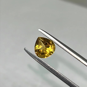 ซิทรินสีทองธรรมชาติ 10 มม. รูปหัวใจ คุณภาพดีที่สุด พลอยหลวมสำหรับทำเครื่องประดับ - Product Image 1