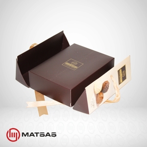 Wholesale Luxury Custom Candy Paper Box Gold Foil Logo Paper Lid Magnet Chocolate Bonbon Packaging Box With Flip Lid - Product Image 4