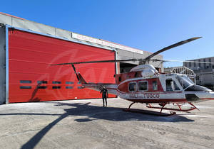 STX-HD500 - Achetez une porte de hangar pour avions à action rapide – Robuste, haute vitesse, résistante au vent de classe 5 - Product Image 4