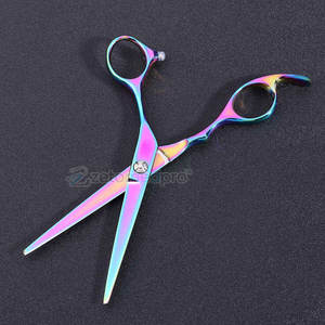 กรรไกรตัดผมไทเทเนียมสีรุ้ง ระดับมืออาชีพ คมกริบ ผลิตจากสแตนเลส  กรรไกรไทเทเนียมสีรุ้ง - Product Image 4