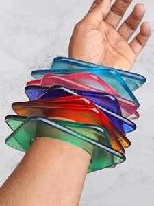 Ensemble de bracelets en résine imperméable exclusifs pour femmes, finition premium, couleurs personnalisées - Bijoux tendance pour tenues ethniques et robes occidentales - Product Image 2