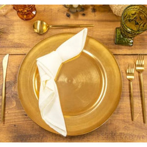 Assiette de table vintage en or, design antique, pour la restauration d'hôtel - Product Image 3