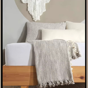 Cubrecama 100% Algodón Natural Ligero, Colcha Suave y Transpirable Color Crema Sólido, Lavable, Estilo Sencillo, Origen Turquía - Product Image 1