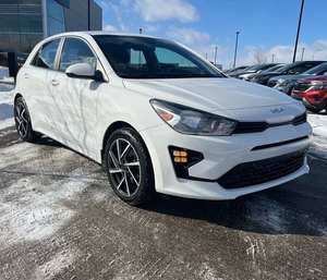 Jantes en alliage R16 noires d'occasion pour Rio5 S Wagon 2024, conduite à gauche, toit ouvrant, démarrage à distance, sièges en cuir, pack premium - Product Image 1