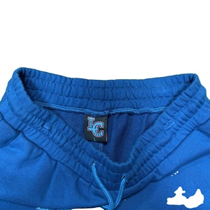 Shorts de sport pour hommes de haute qualité, personnalisables, en coton lourd 100%, style streetwear, confortables pour l'entraînement. - Product Image 3