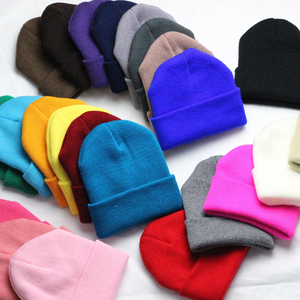 หมวกถักสำหรับฤดูหนาวแบบถักสีพื้นอบอุ่นเป็นมิตรกับสิ่งแวดล้อมโลโก้ตามสั่ง - Product Image 2