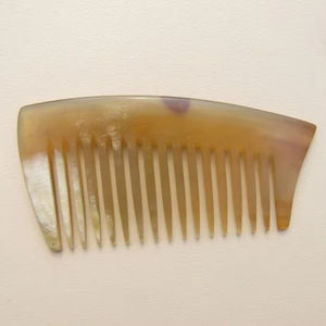 COLORES NATURALES CUERNO BUFFALO PEINES AL POR MAYOR Peines de cuerno antiestáticos naturales para regalos de vacaciones por artesanía de media luna - Product Image 2