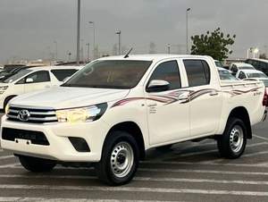 Para Toyota Hilux GL 2.7L V4 GCC-4x4 AWD Pickup, Pintura Original, Transmisión Automática, Neumáticos R20, Interior de Cuero Oscuro, Turbo - Product Image 2